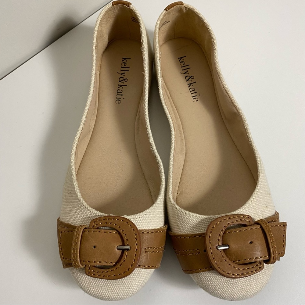 Kelly & Katie Women’s flats Size 7